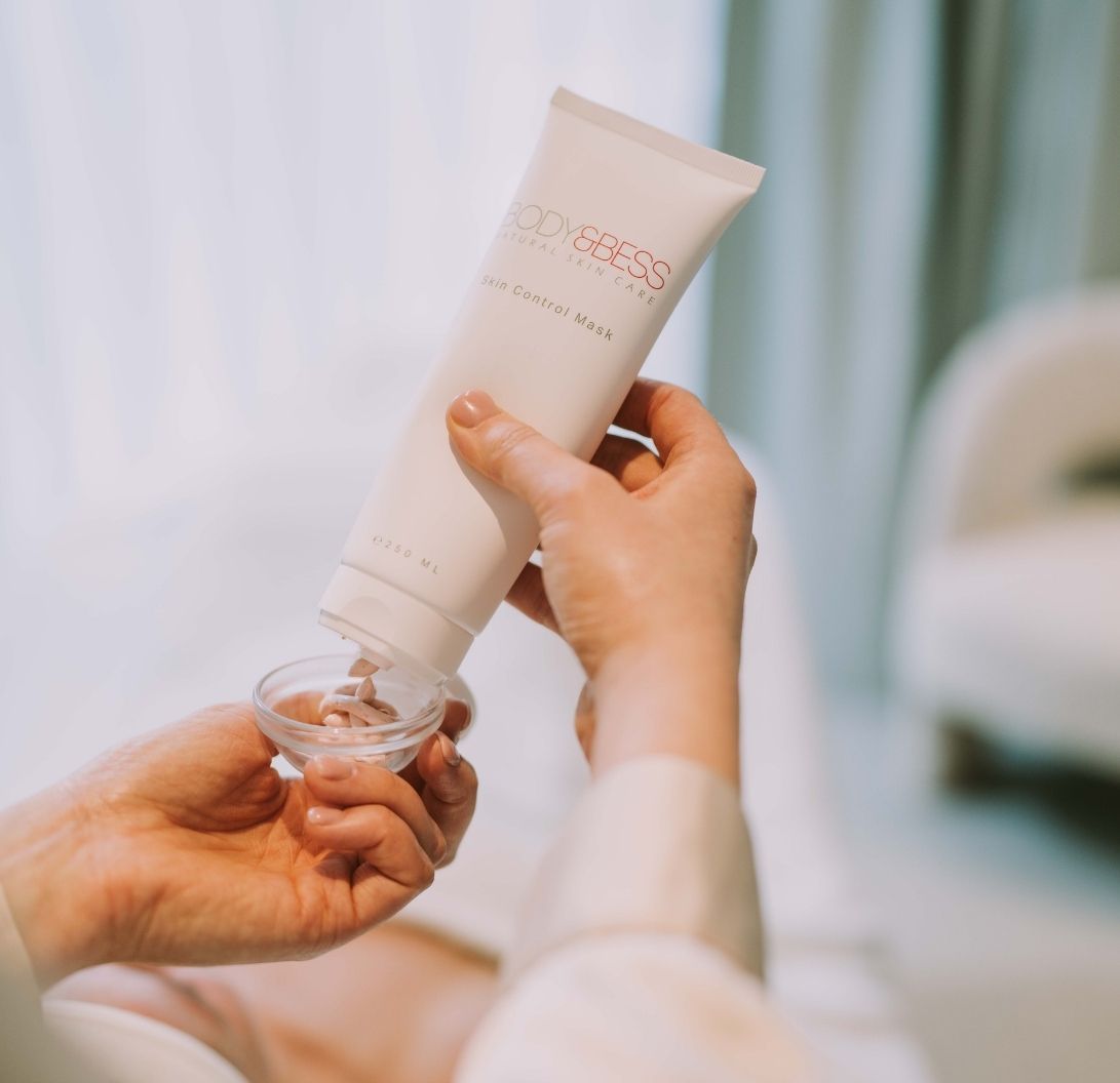 Skin Control Mask